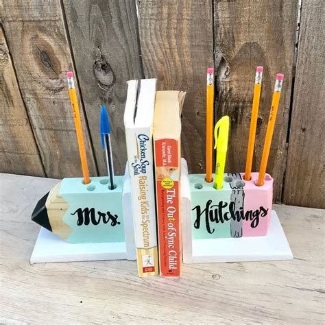 Personalized Teacher Pencil Bookends Wooden Pencil Holder Etsy Teacher Craft Teachers Diy