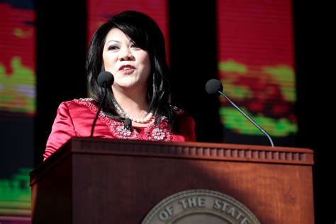 Republican State Treasurer Kimberly Yee Makes It Official Shes Running For Arizona Governor