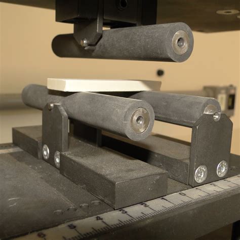 Controle de qualidade de matérias-primas e recursos minerais • CRC