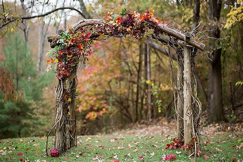 The New Rustic Fall Wedding Arch Ideas That Will Make You Say Do