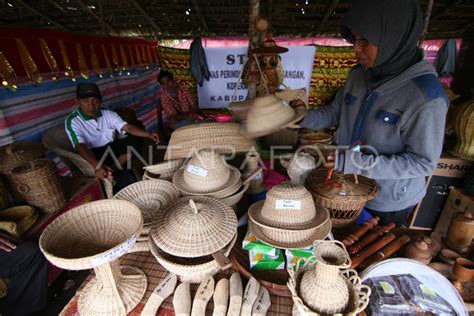 Kerajinan Rotan Antara Foto