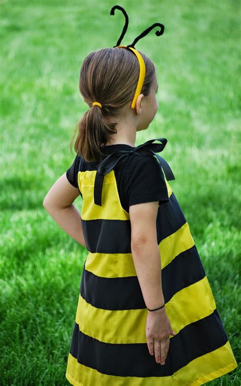 Allison Made It: Bee Costume