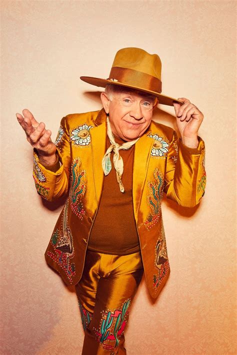 On Twitter Rt Bchartsnet Morre Aos Anos O Ator Leslie Jordan