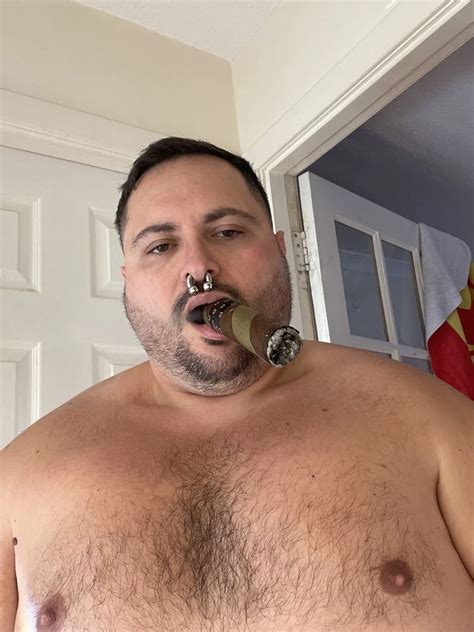 Cigar Bull Nude Pics XHamster