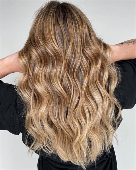 Sweetest Caramel Blonde Hair Color Ideas You Ll See This Year
