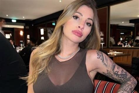 Chiara Nasti Ha Partorito L Annuncio E Le Prime Foto