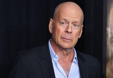 Bruce Willis Gave The Worst Award Pulls It Off Vg