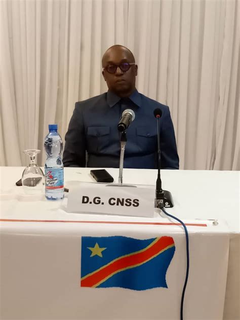 RDC Sécurité et santé au travail Le DG CNSS Charles Mudiayi met l