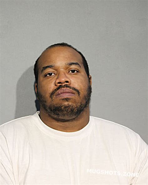 Ashton G Evans Chicago Mugshots Zone