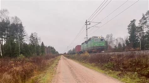 Green Cargo tåg på väg till Älmhult Trains in Sweden YouTube