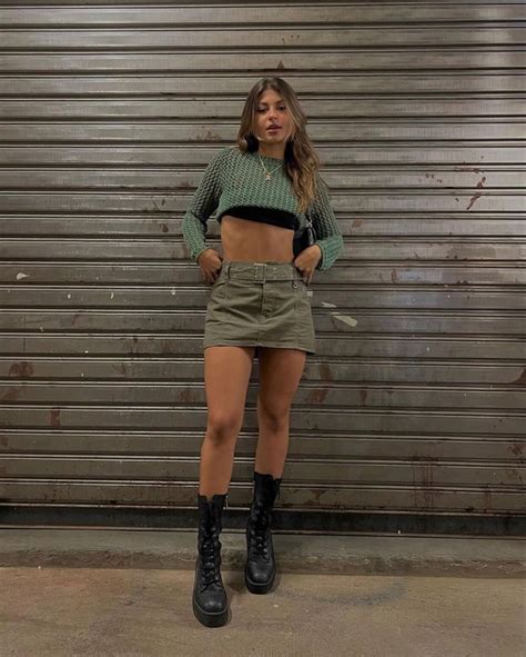 Pin De Marilia Mendon A Em Estilos Variados Looks Tumblrs Looks