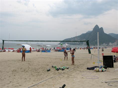 G1 Frente Fria Chega Ao Rio E Ventos Podem Chegar A 80km H