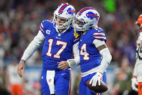 Buffalo Bills Gm Didn T Inform Qb Josh Allen He Was Trading Away Stefon