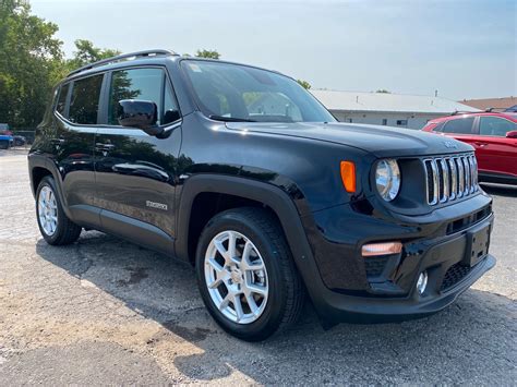 New 2019 Jeep Renegade Latitude Front Wheel Drive Sport Utility