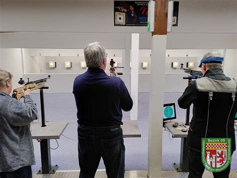 Bezirksmeisterschaft Im M Luftgewehr Spannende Wettk Mpfe Am