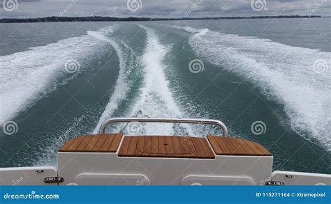 Boat Wake Stock Photo Image Of Horizon View Speed 115271164