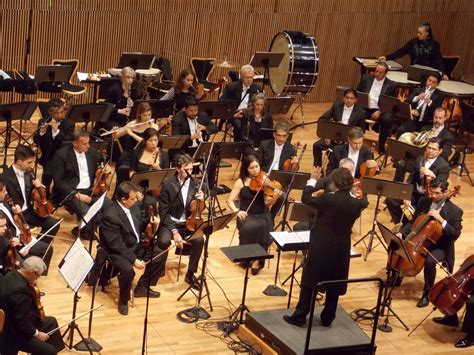 Por La Lupa La Orquesta Sinfonica De Mineria En Concierto Mexicano