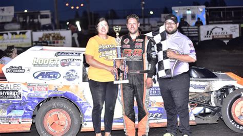 Looft Wins Imca Northern Sportmod Special At Algona Imca