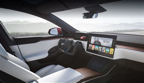 Tesla S Knight Rider Steering Wheel May Not Meet NHTSA Standards