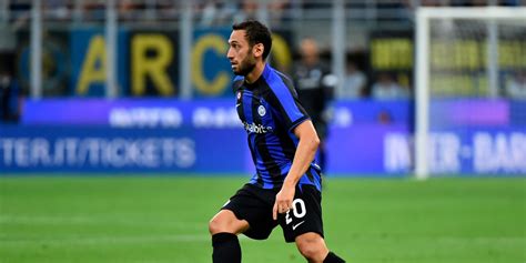 Inter Infortunio Muscolare Per Calhanoglu Salta L Udinese