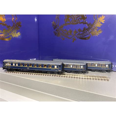 COFFRET DE 3 VOITURES CIWL TRAIN BLEU ECHELLE N EpIII PAR ARNOLD