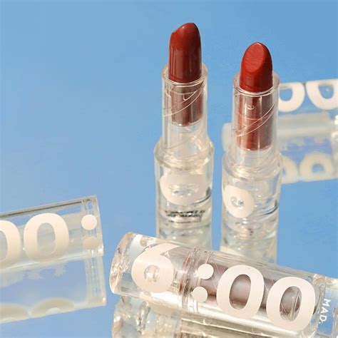 Female Daily Editorial Natural Dan Bikin Lembap 4 Tinted Lip Balm