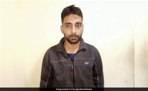 Kashmir Man Sayed Ishaan Bukhari Posing As PMO Official Army Doctor