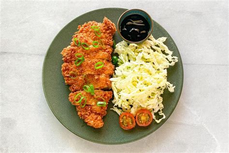 Tonkatsu japonês tradicional filé de porco à milanesa Jef2