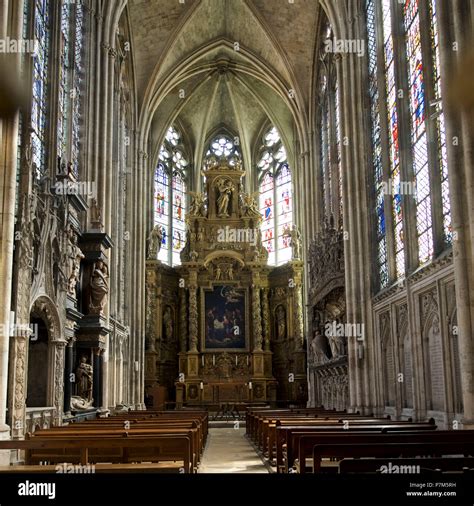 Rouen kathedrale innenraum Fotos und Bildmaterial in hoher Auflösung