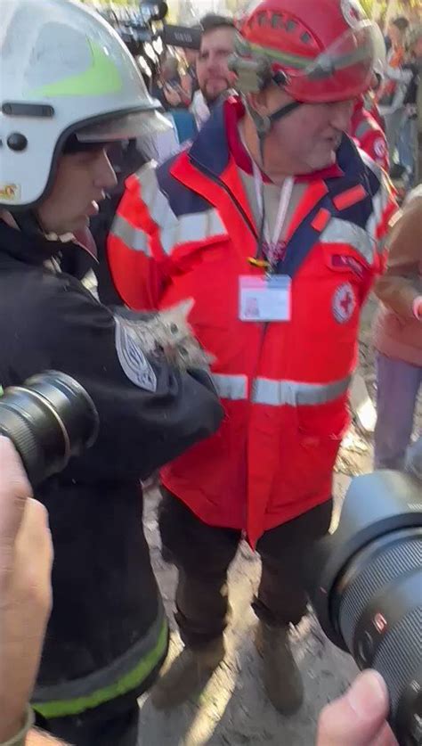 Anton Gerashchenko On Twitter A Cat Was Rescued From Under The Debris