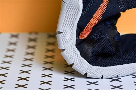 Cut in half: Nike Flex Experience Run 10 Review | RunRepeat