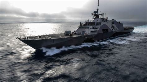 USS Freedom, LCS-1, lead ship, Freedom class, littoral combat, USA Navy ...