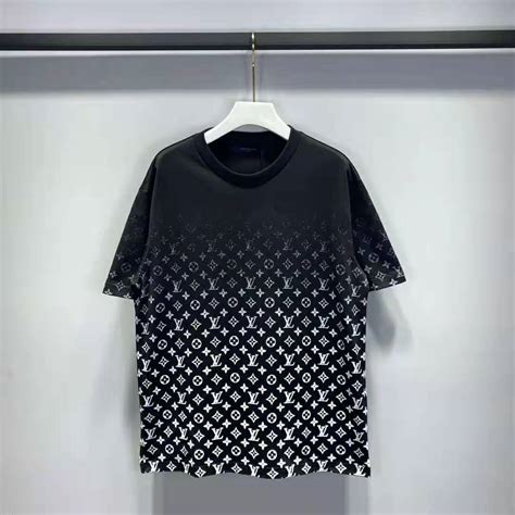 Buy Louis Vuitton Mens Black T Shirt In Stock