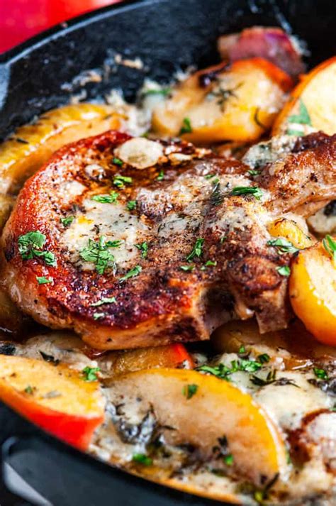 Skillet Blue Cheese Pork Chops With Apples And Pears Aberdeen S Kitchen