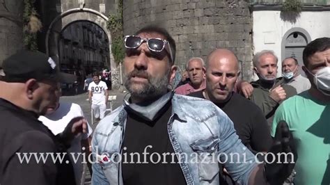 Napoli A Porta Nolana La Protesta Dei Mercatali Youtube