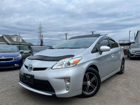 2014 Toyota Pruis - Kna Motors