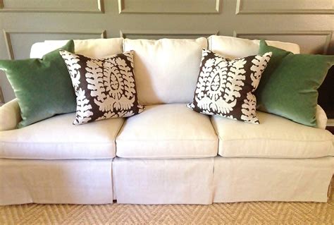 How To Pick Perfect Decorative Throw Pillows For Your Sofa Bed Or Chair — Designed