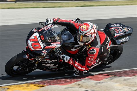 Motoamerica Medallia Superbike Race One Results From Road America