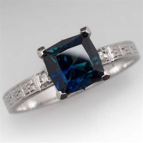 The History of (Vintage) Sapphire Rings - Sammy D. Vintage