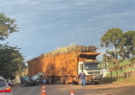 Acidente entre treminhão e carro provoca morte de motorista na BR 369