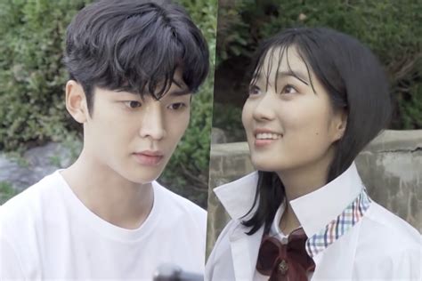 Watch Sf S Rowoon And Kim Hye Yoon Get Into Playful Water Fight While