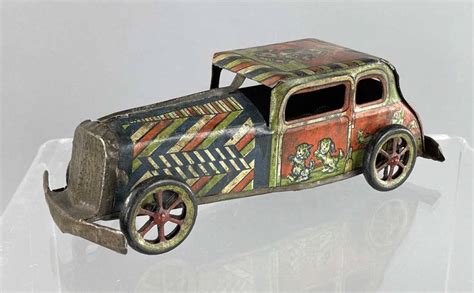 Vintage Tin Litho Touring Sedan Wind-up Car W/key Auction