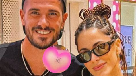 Para Su Novio Tini Stoessel Se Hizo Un Rom Ntico Tatuaje Gente Online