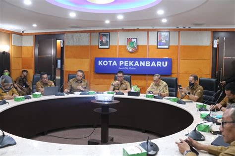 Pj Sekdako Pekanbaru Perintahkan OPD Serta Camat Kumpulkan Data