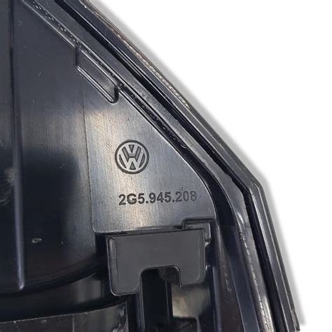 Lanterna Direita VW Nivus Original Cunha Autopeças