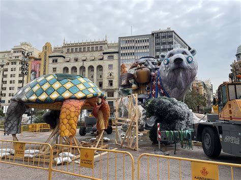 La falla de l Ajuntament de València 2022 comença a prendre forma