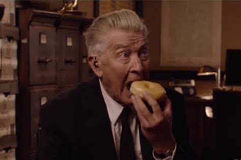 David Lynch Teases ‘twin Peaks Revival By Eating A Glazed Donut Video