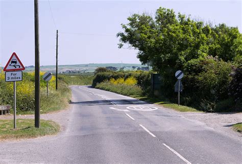 B3274 Higher Roscullion © David Dixon Geograph Britain And Ireland