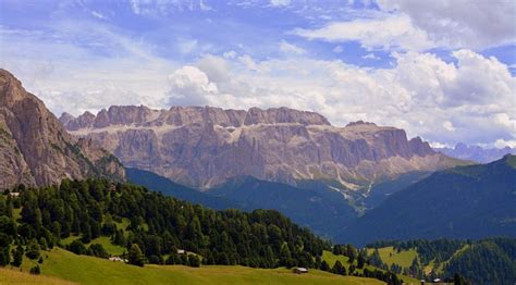 Dolomiten Berg Rasen Kostenloses Foto Auf Pixabay