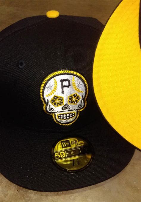 New Era Pittsburgh Pirates Mens Black Sugar Skull 59fifty Fitted Hat